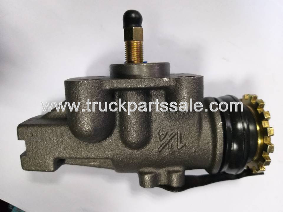 MC889600 Japan truck parts brake wheel cylinder for Mitsubishi Canter FE657