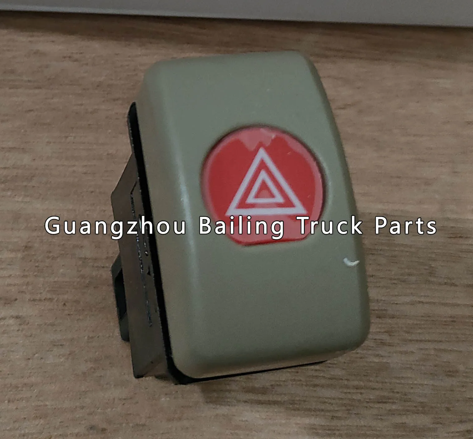 8-97202476-0 8972024760 HAZARD LAMP SWITCH for ISUZU NPR 4HK1 4HF1 4HG1