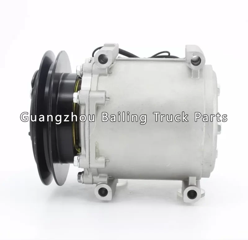 MK352068 AKC200A256A AC COMPRESSOR for Mitsubishi Rosa Bus