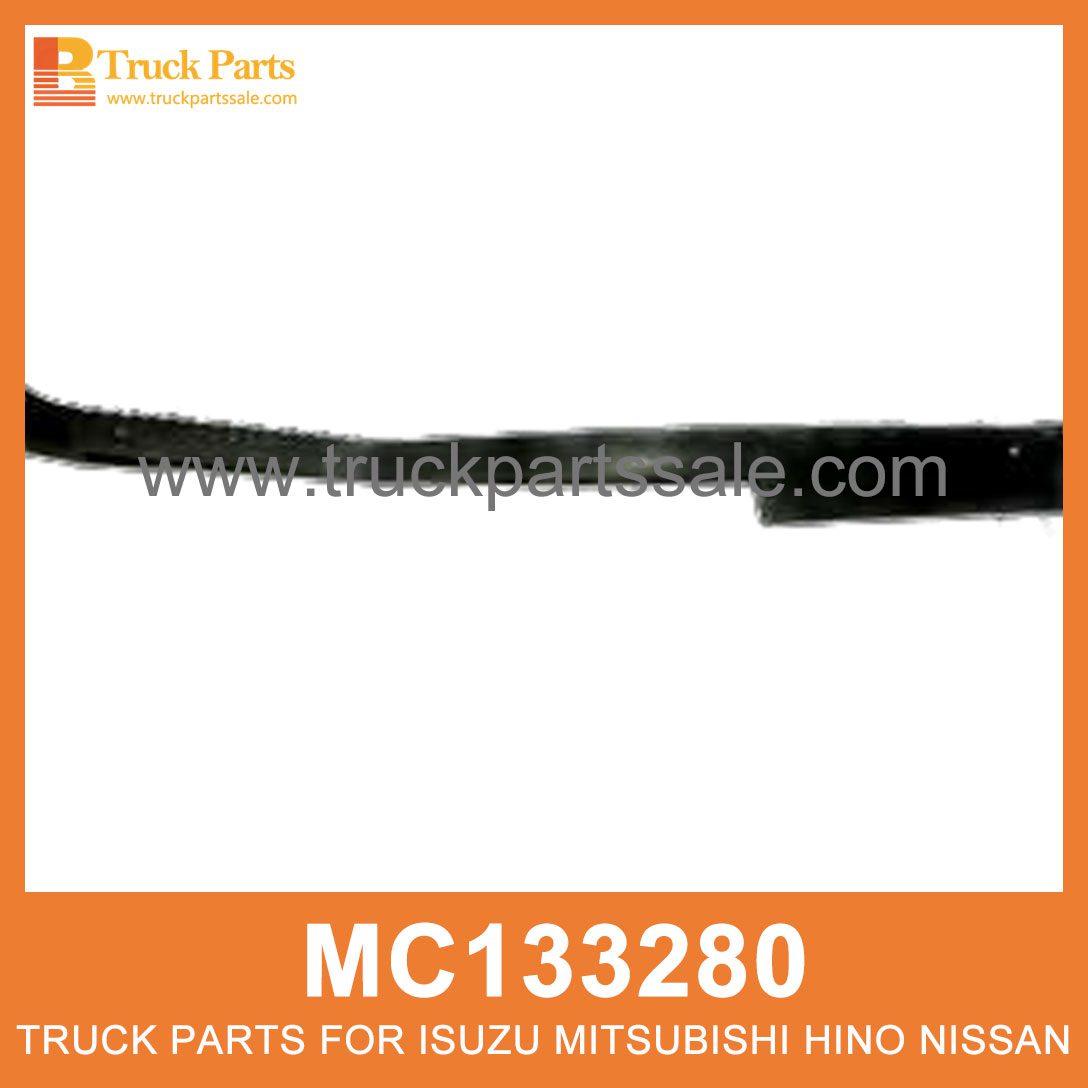 Floor Trim Right Door MC133280 for Mitsubishi truck Puerta derecha del piso