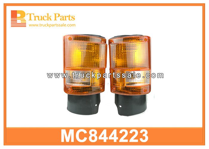 Corner lamp MC844223 MC844222 for MITSUBISHI FV FM80 T415 FT515 FK515 FM510 FB415 FM515 FK415 L??mpara de esquina