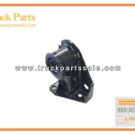 Center Cab Mounting Bracket for ISUZU 700P 8-98074799-2 8980747992 8-98074-799-2 Soporte de montaje central de la cabina
