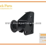 Center Cab Mounting Bracket for ISUZU NPR 4HK1 8-98074800-0 8980748000 8-98074-800-0 Soporte de montaje central de la cabina