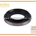 Final Pinion Oil Seal for ISUZU UCS17 4ZE1 8-94318520-2 8943185202 8-94318-520-2 Sello de aceite del pi ??n final