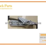 Front Wiper Pivot Assembly for ISUZU FTR FVR 8-98078817-1 8980788171 8-98078-817-1 Conjunto de pivote del limpiaparabrisas delantero