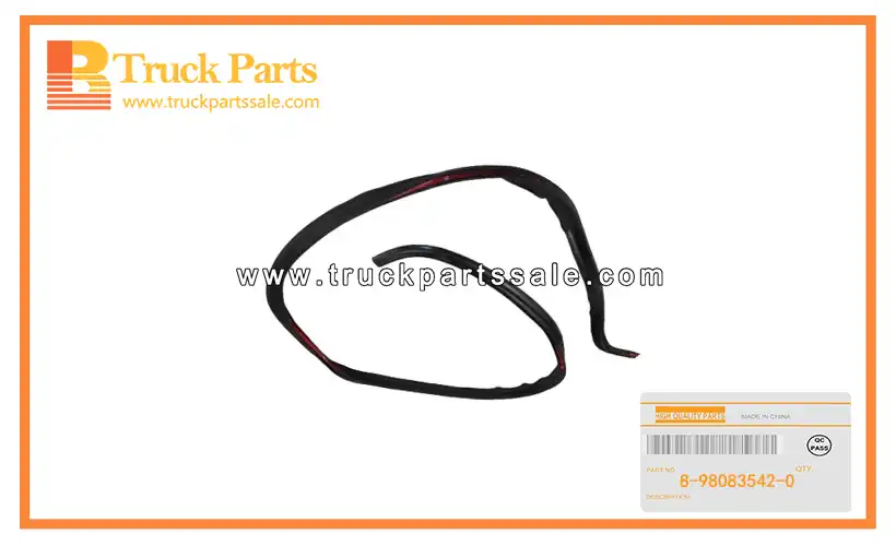 Lower Windshield Molding for ISUZU 700P 4HK1 8-98083542-0 8980835420 8-98083-542-0 Moldura inferior del parabrisas