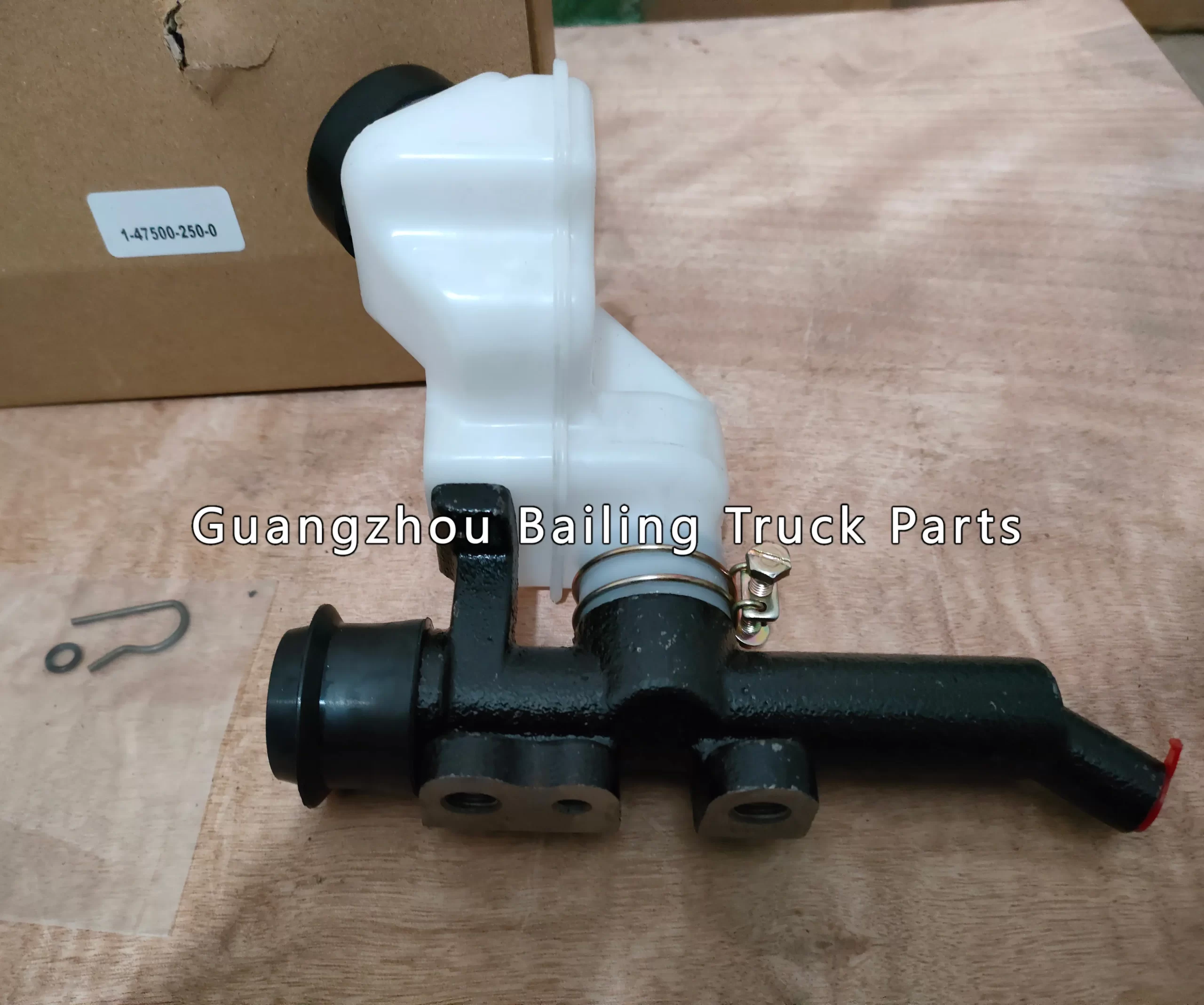 1-47500250-0 1475002500 1-47500-250-0 Clutch Master Cylinder Assembly for ISUZU FRR