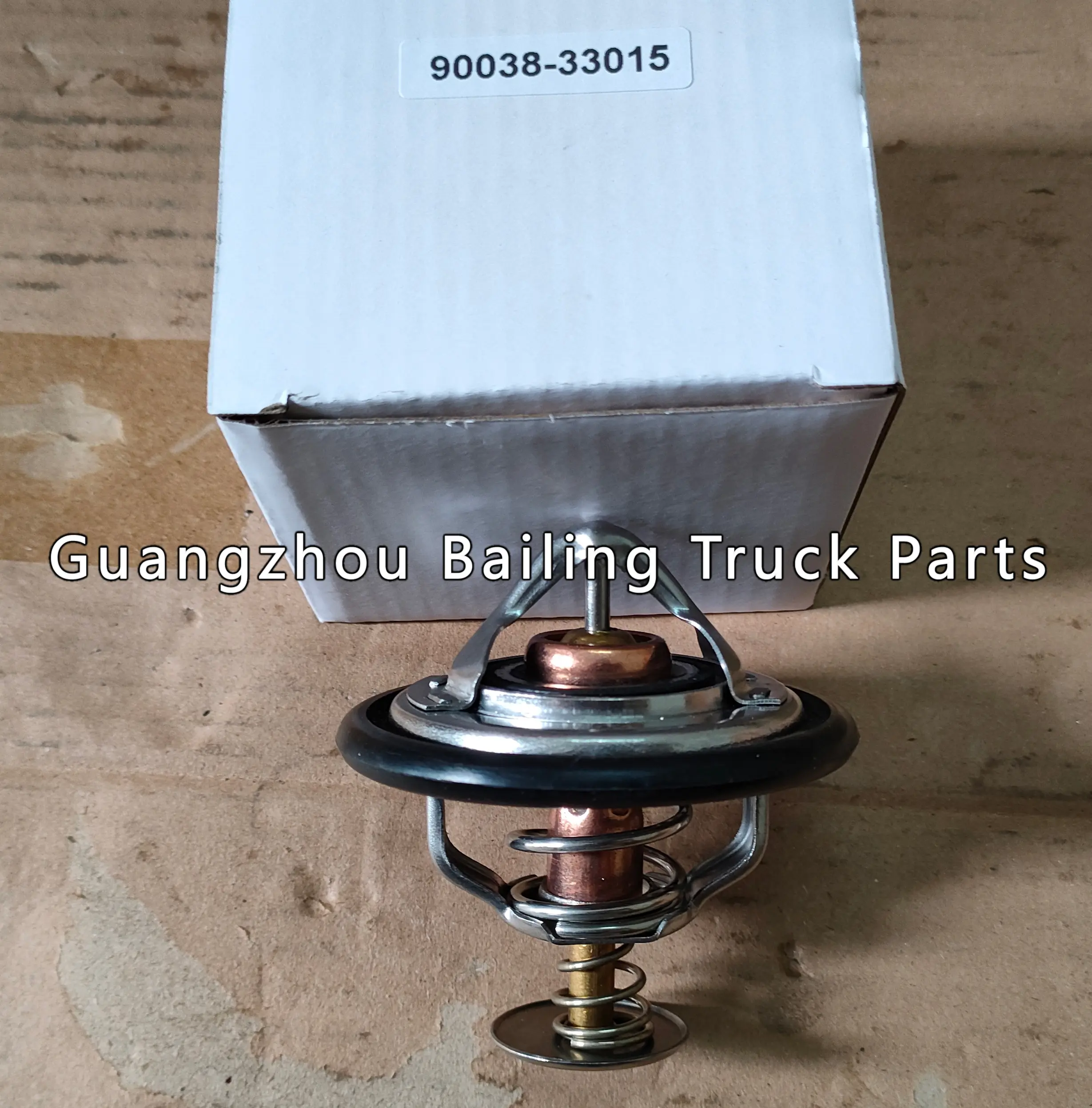 90038-33015 9003833015 Thermostat for Toyota Coaster Dyna