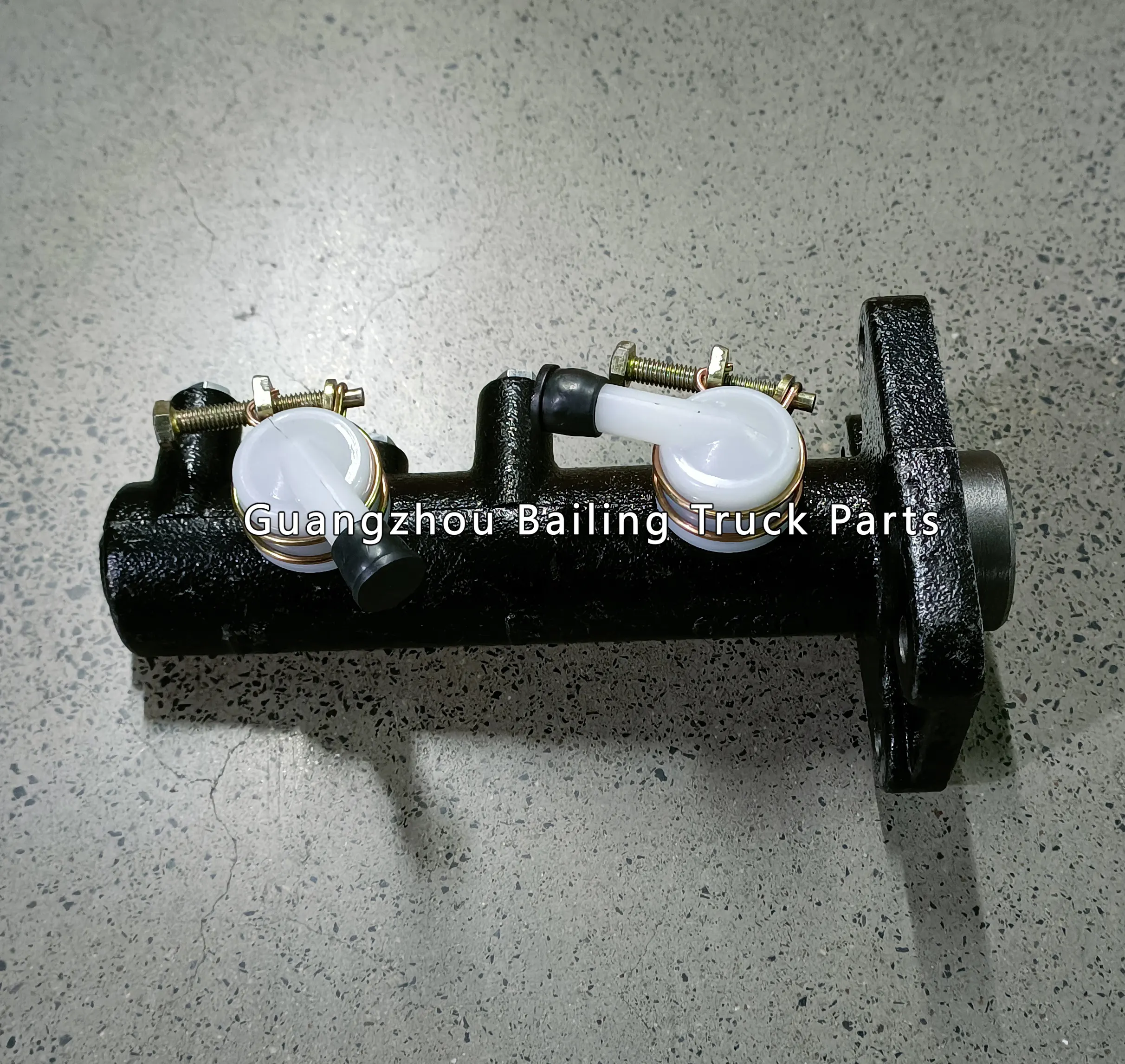 MB295340 Brake Master Cylinder Assy For MITSUBISHI Canter FE5 FE6