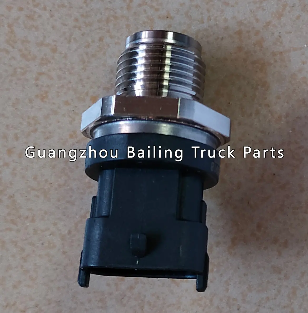 ME228918 Fuel Pressure Sensor For MITSUBISHI Canter