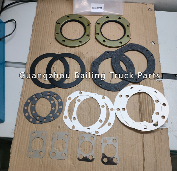 04434-60011 0443460011 Front Axle Knuckle Seal Kit for Toyota Land Cruiser